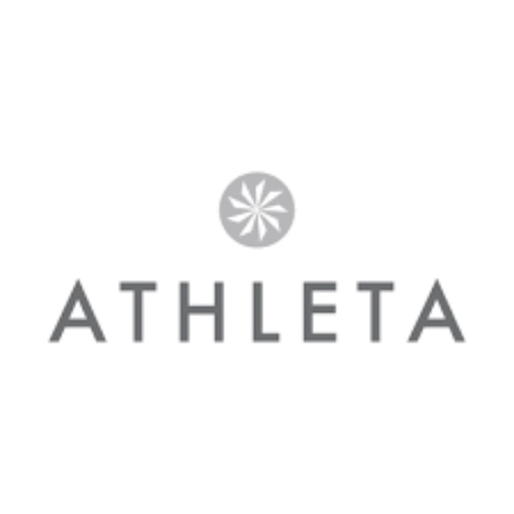 · ⇥ R E S E R V E D ⇤ · - Picture 11 of 15